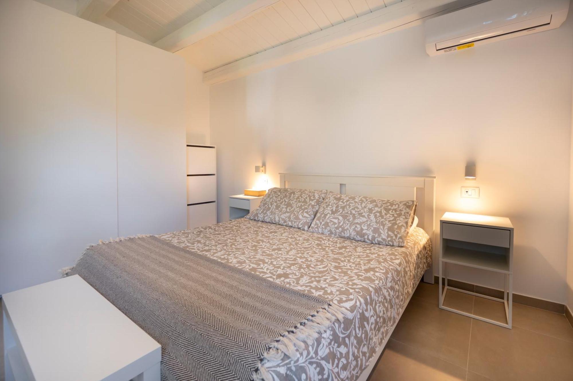 Villa Dolmen Beach อาโวลา ภายนอก รูปภาพ